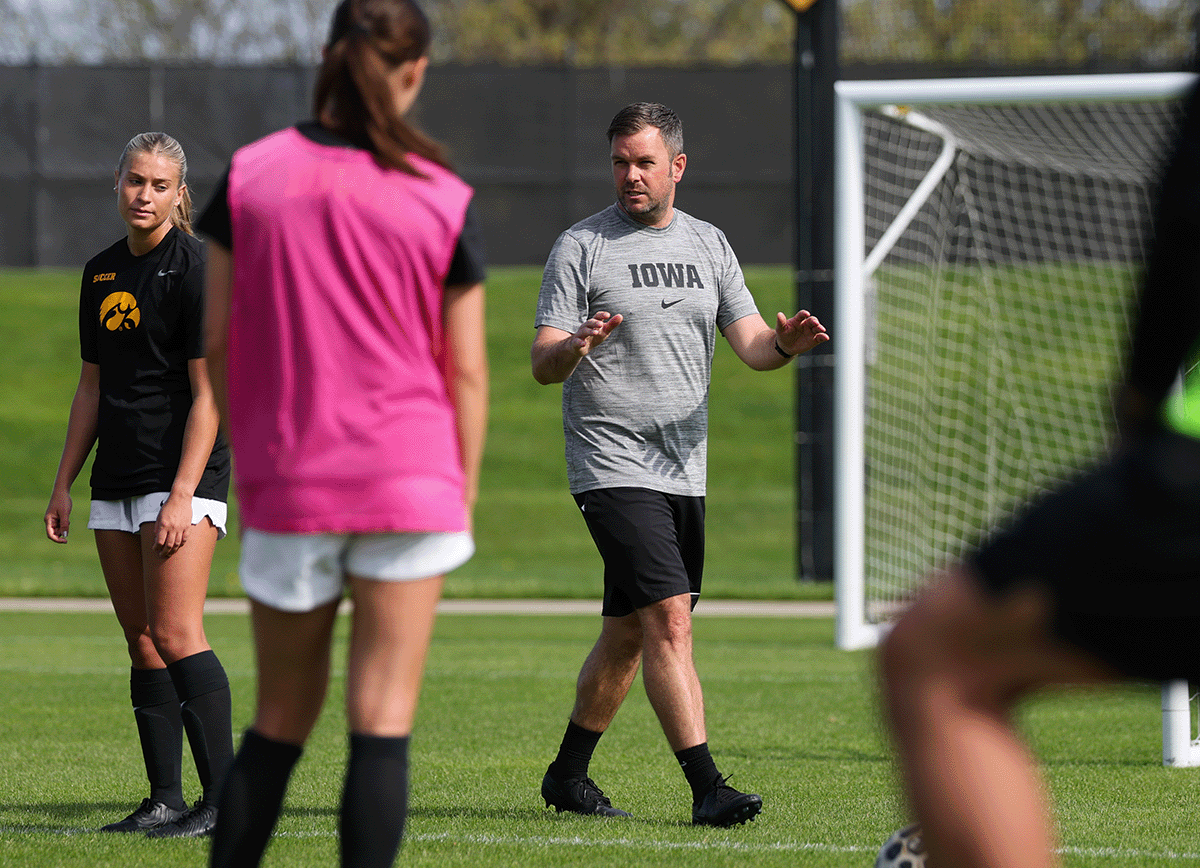 Coach Dean Ward