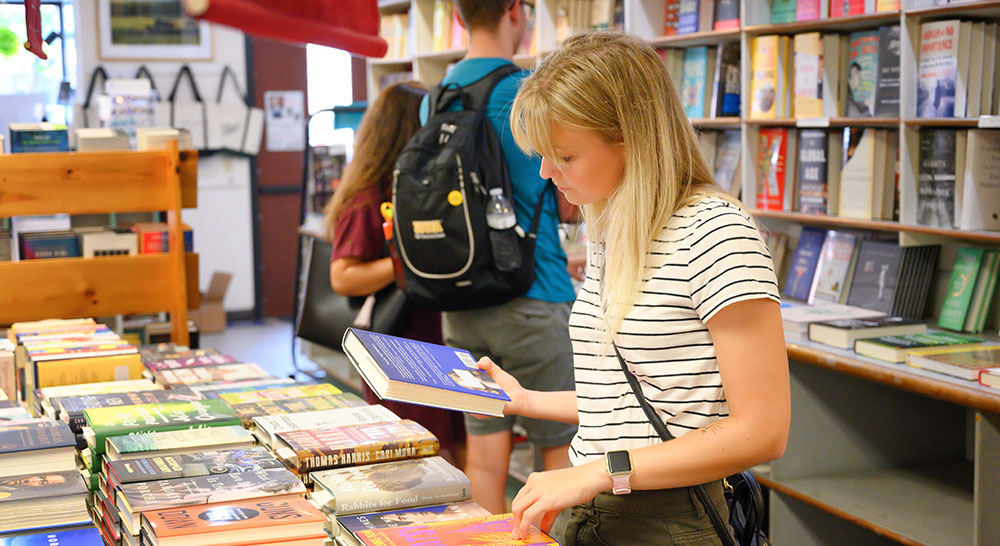 Prairie lights bookstore